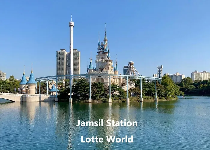 Wooden Breeze, Near Olympic Park, 1 Min Walk From The Subway Station 公寓